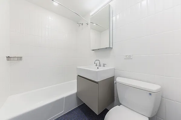 Rented by A&E Real Estate Management | media 12