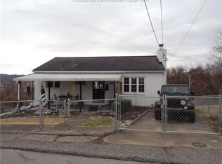 513 Piccadilly St, Charleston, WV 25302