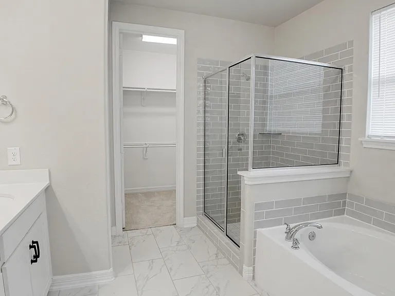 24319 Salts Mill Dr — Photo 12