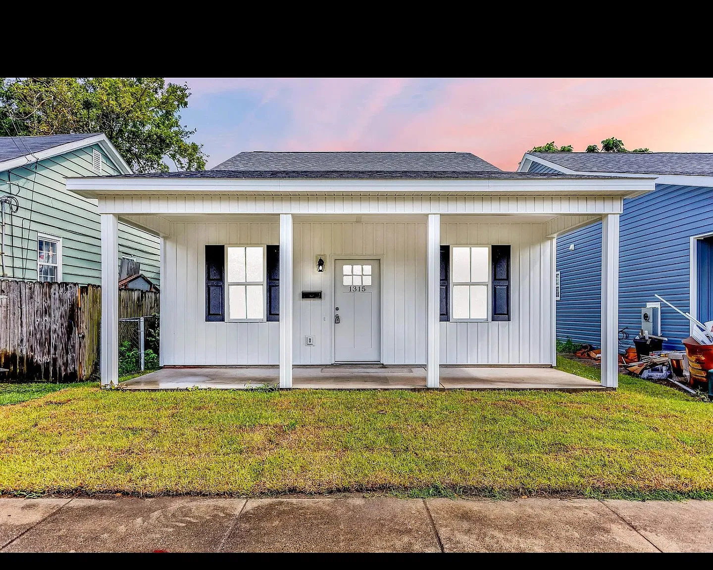 4 bed, 1401 sqft, $2,400 — Photo 1