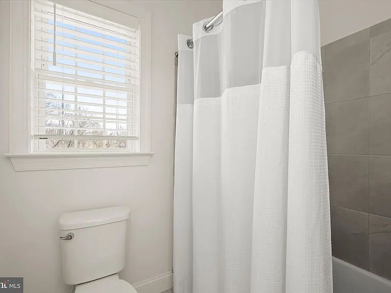 13519 Allnutt Ln — Photo 48