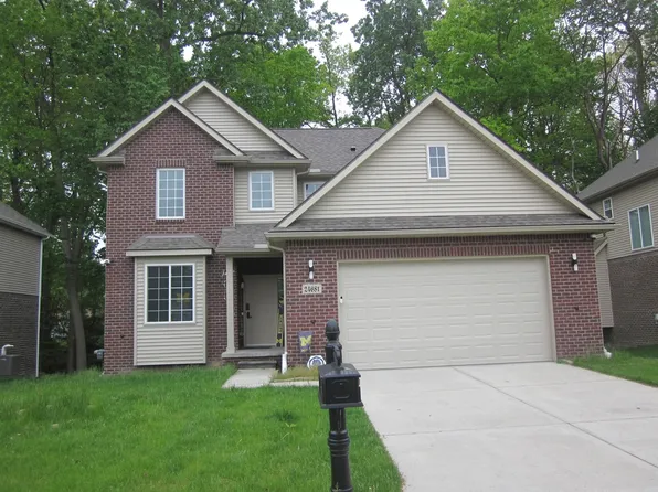 24681 Pembrooke Dr, Southfield, MI 48033
