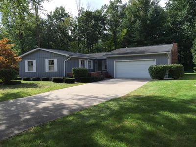 5015 Stony Creek Dr, Midland, MI, 48640