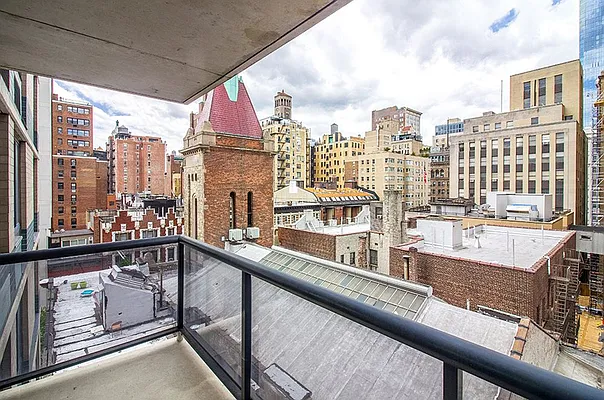 Rented by Mirador Real Estate | media 23