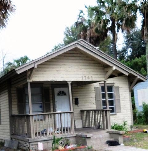 1st image of 1741 Thelma St