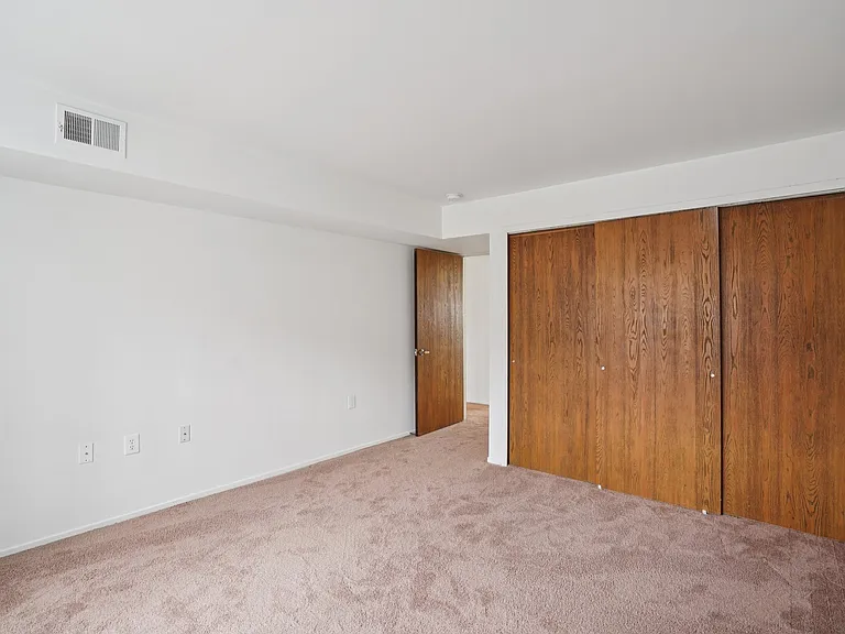 Brookwood Apartments — Photo 14