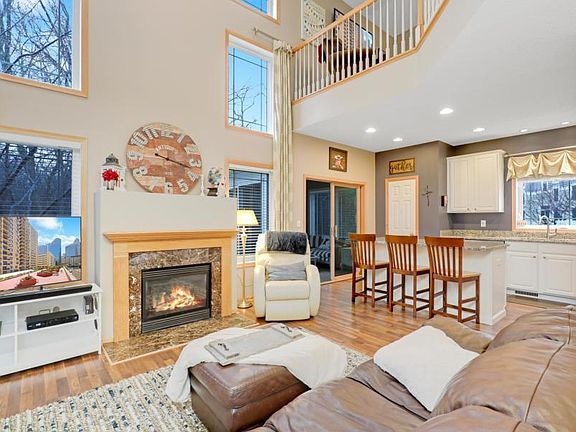 2nd image of 10530 Bay View Ln