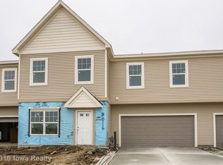 3016 SE Glenstone Dr, Grimes, IA 50111