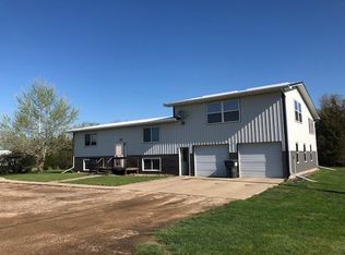 29458 205th St, Pierre, SD 57501