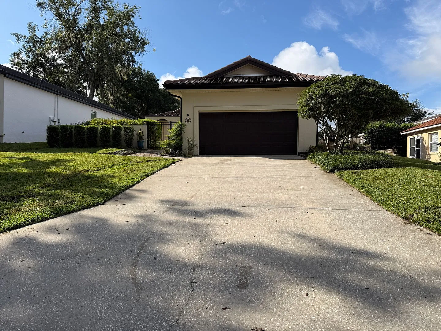 2/2 with 2-car garage. New roof, new AC. Quartz counters, KitchenAid appliances, wine cooler, pan... — Photo 4