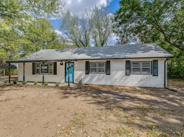 7460 S Ida St, Haysville, KS 67060