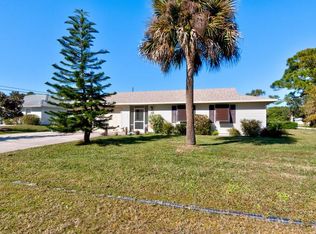 318 Sea Grape Ave, Sebastian, FL 32958
