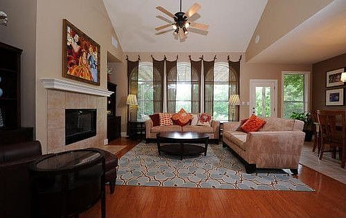 3rd image of 4617 Hibiscus Valley Dr