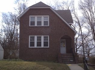 19 Coolidge Pl, Hackensack, NJ 07601