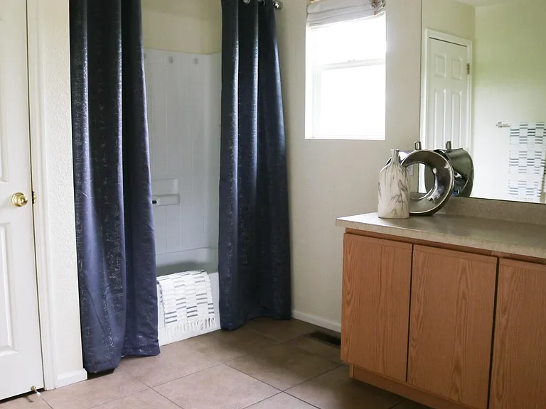 2735 Central Park Blvd — Photo 11