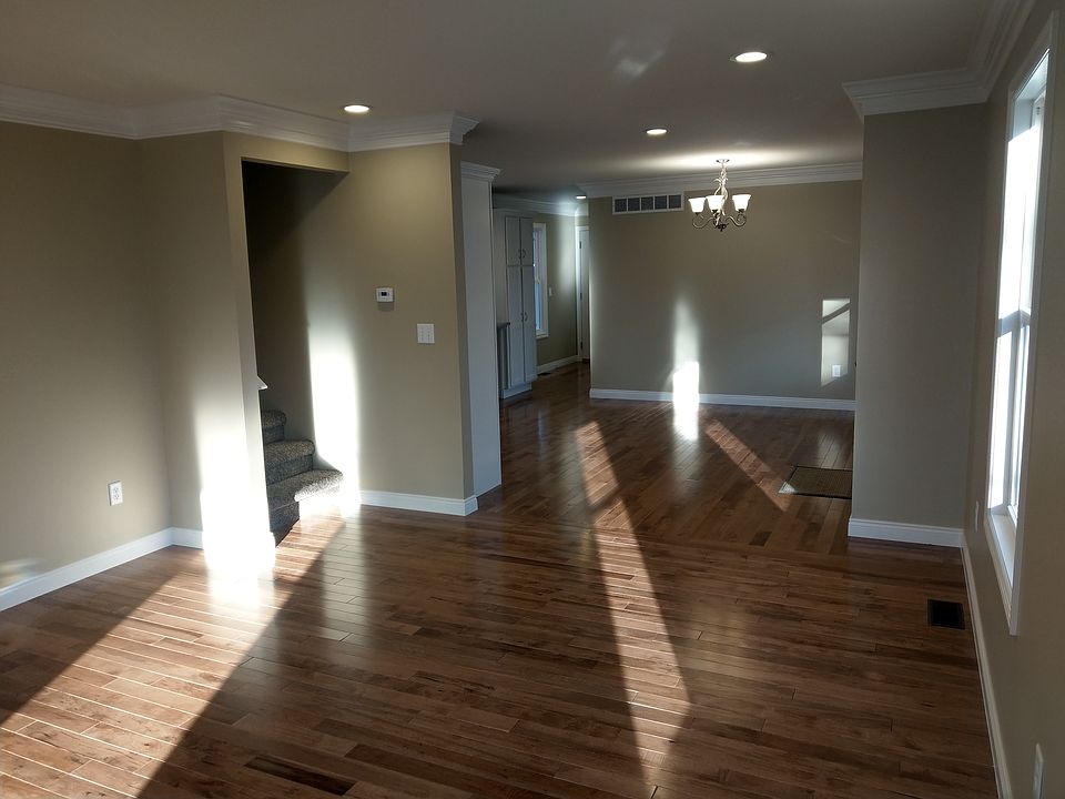 70350 Main St, photo 8