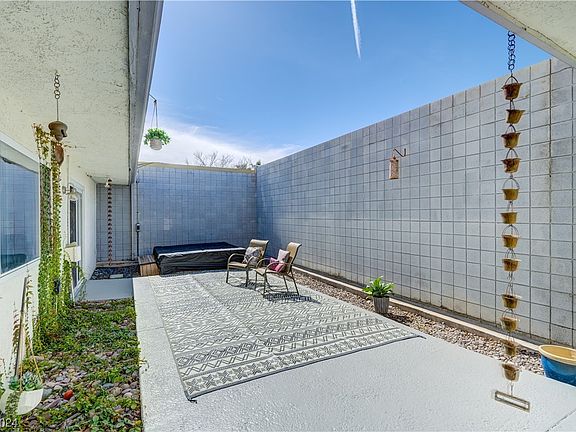 3rd image of 3603 Victory Ave