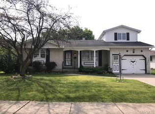 11 Gaby Ln, Buffalo, NY 14227