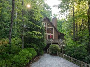 28 E Forest Way, Highlands, NC 28741
