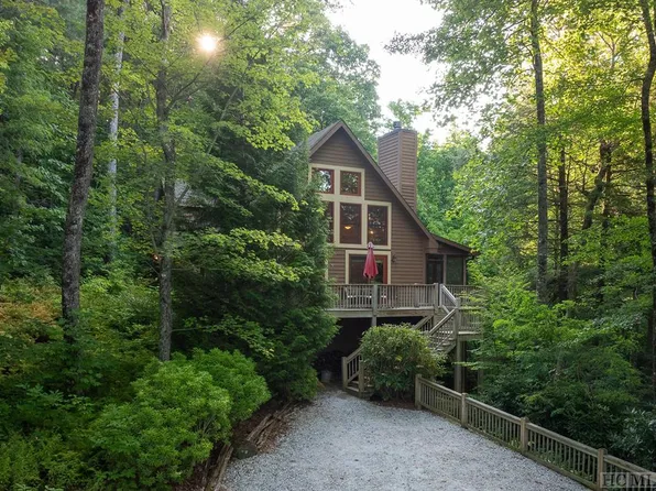 28 E Forest Way, Highlands, NC 28741