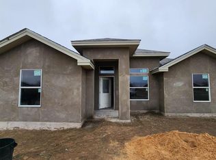 3068 Ariel Dr, Eagle Pass, TX 78852