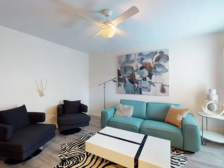 2115 N Garrett Ave — Photo 22