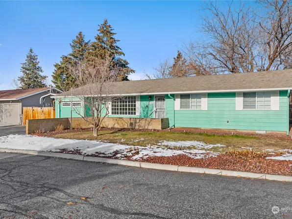 1109 Carolyn Street SE, East Wenatchee, WA 98802