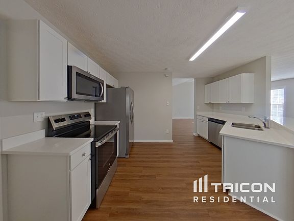 5th image of 6071 Fieldwood Ln