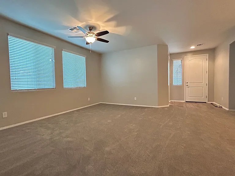 3030 E Quartz St — Photo 4