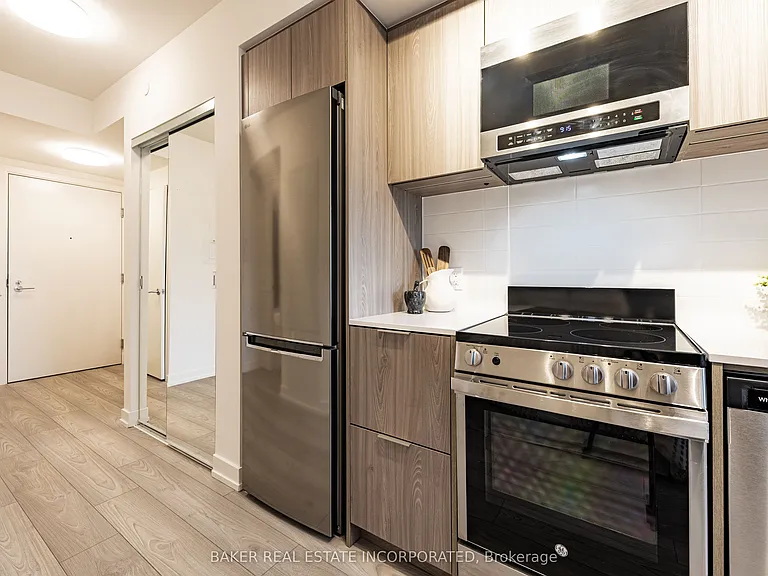 223 Redpath Ave #3312 — Photo 8