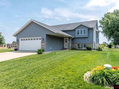 125 Pebble Creek Dr, Mankato, MN, 56001