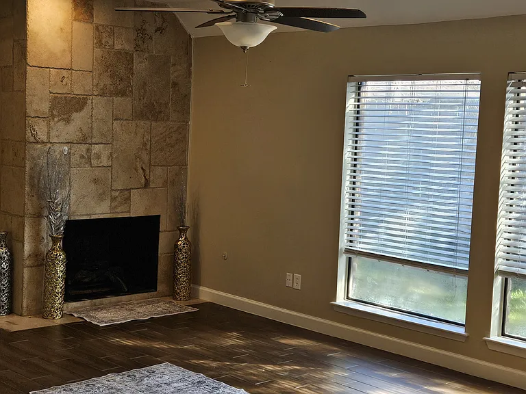 14015 Swiss Hill Dr — Photo 49