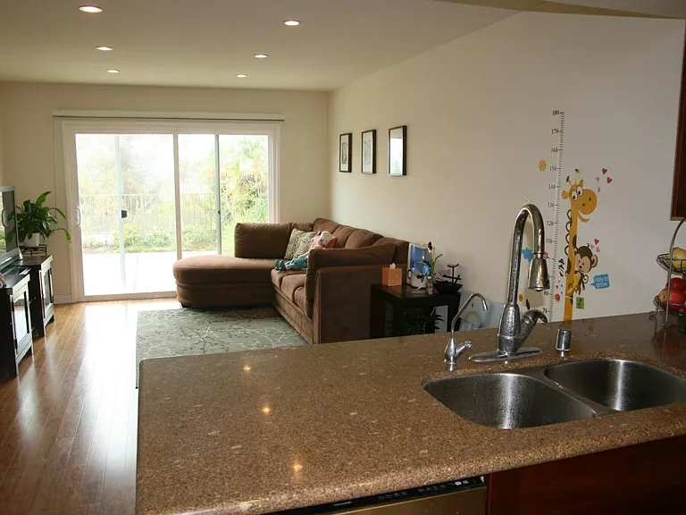 12154 Putting Green Row — Photo 6