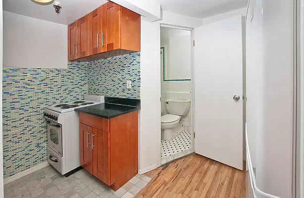 Rented by Voro, LLC | media 14