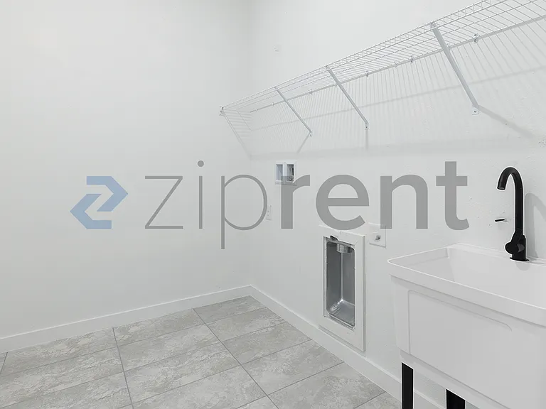 2541 W Diane Ln — Photo 16