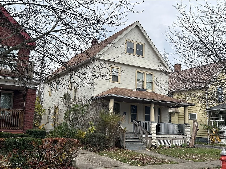 Building Photo 3