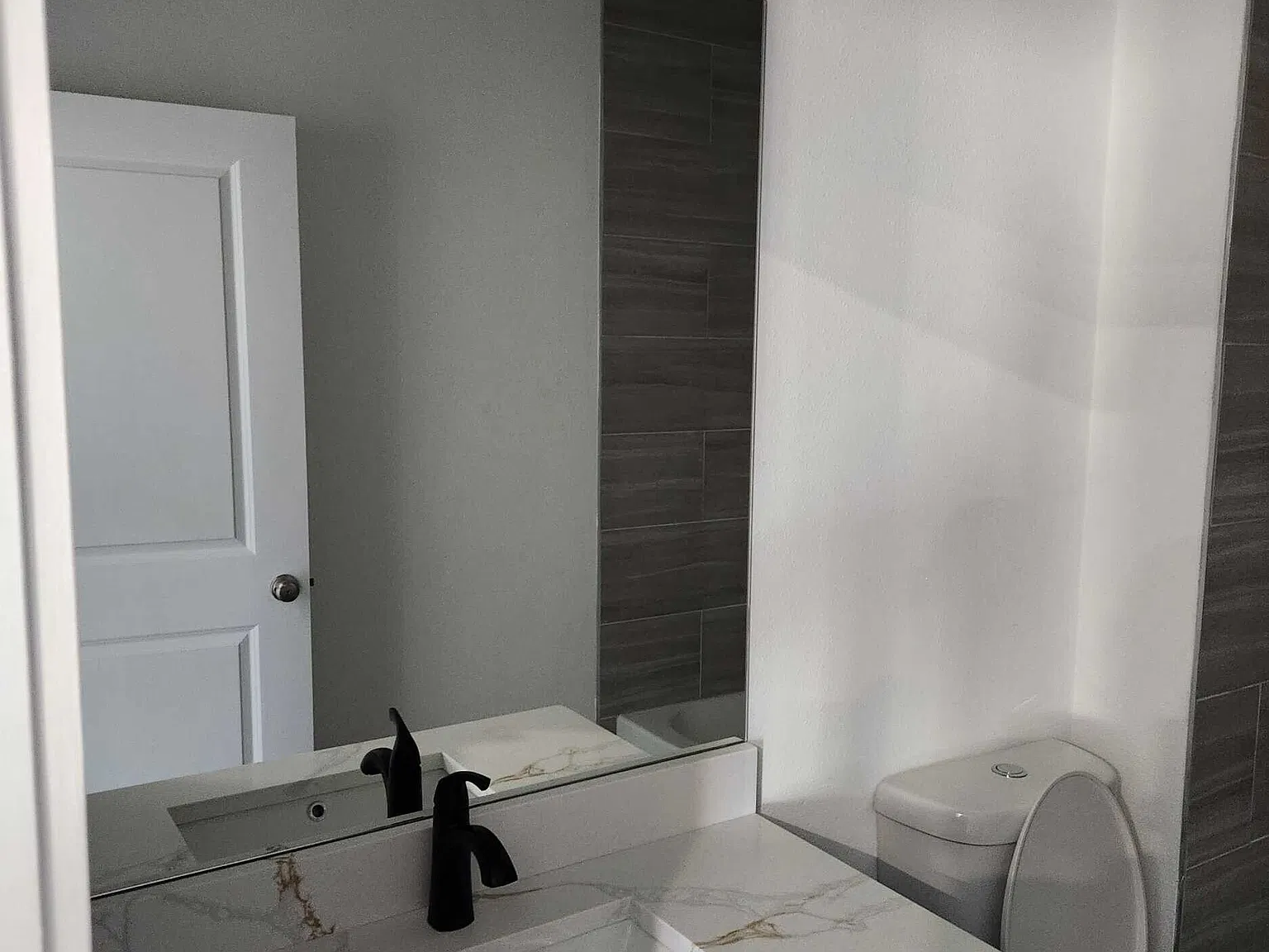 3 bed, 1641 sqft, $2,500 — Photo 4