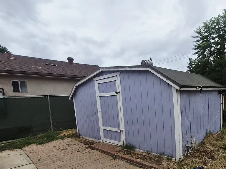 737 Edgar Ave — Photo 12