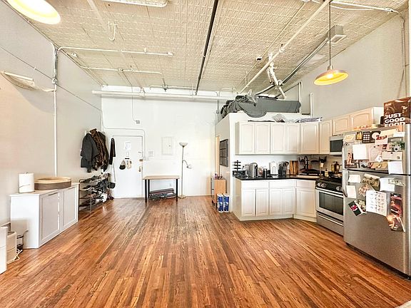 2nd image of 255 McKibbin St #405