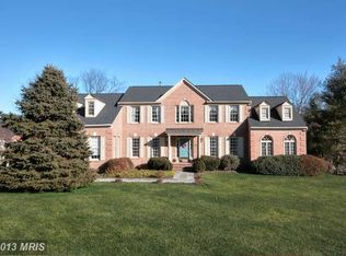 863 Forestville Meadows Dr, Great Falls, VA 22066