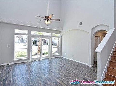 3rd image of 12201 Abbey Glen Ln