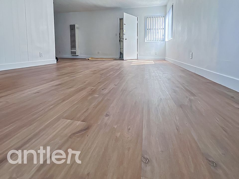 1st image of 3917 Stevely Ave #F1