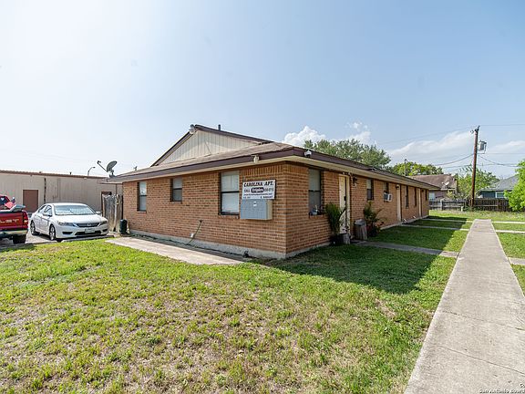 2nd image of 213 E Wright