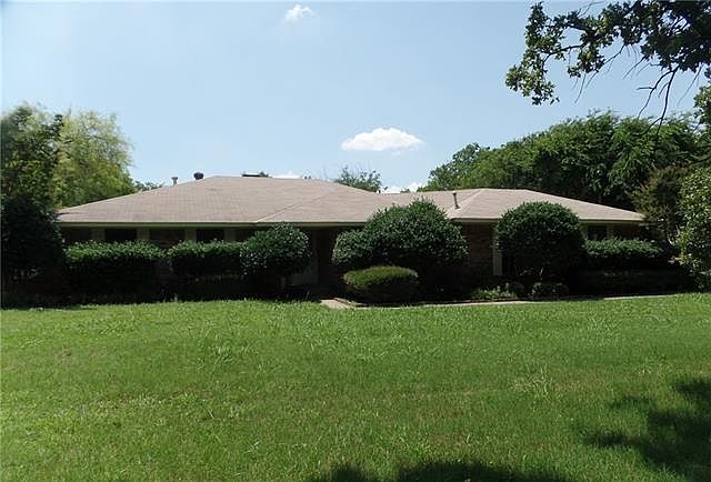1st image of 106 Corral Dr