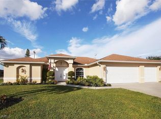 131 SE 30th Terrace Cpe, Coral, FL 33904