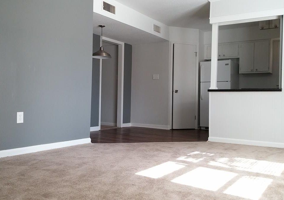 2nd image of 3954 Marcom St APT A