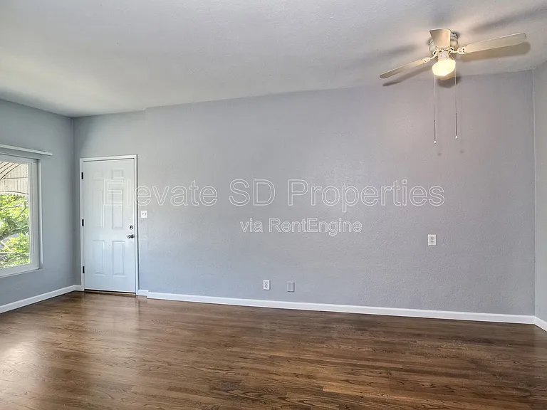 3557 1/2 College Ave — Photo 7