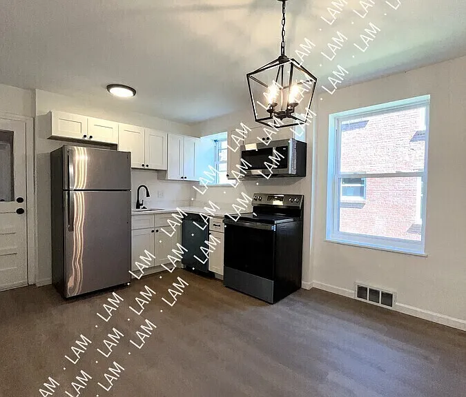 3915 Jamieson Avenue 2E #1E-1W-2W — Photo 12
