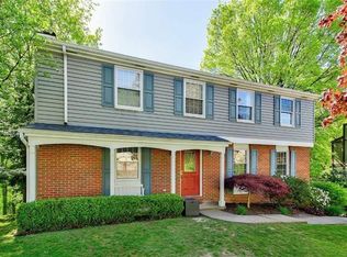 126 Crescent Dr, Sewickley, PA 15143
