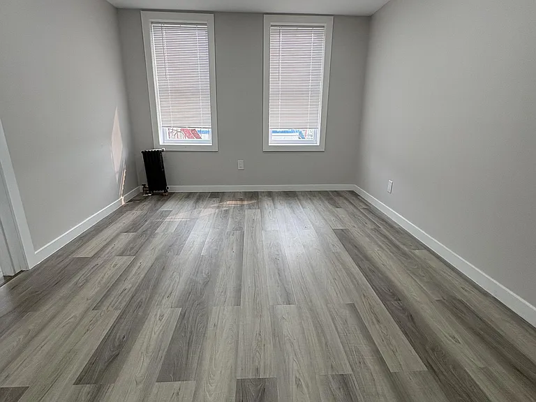 536 51st St #3E — Photo 7